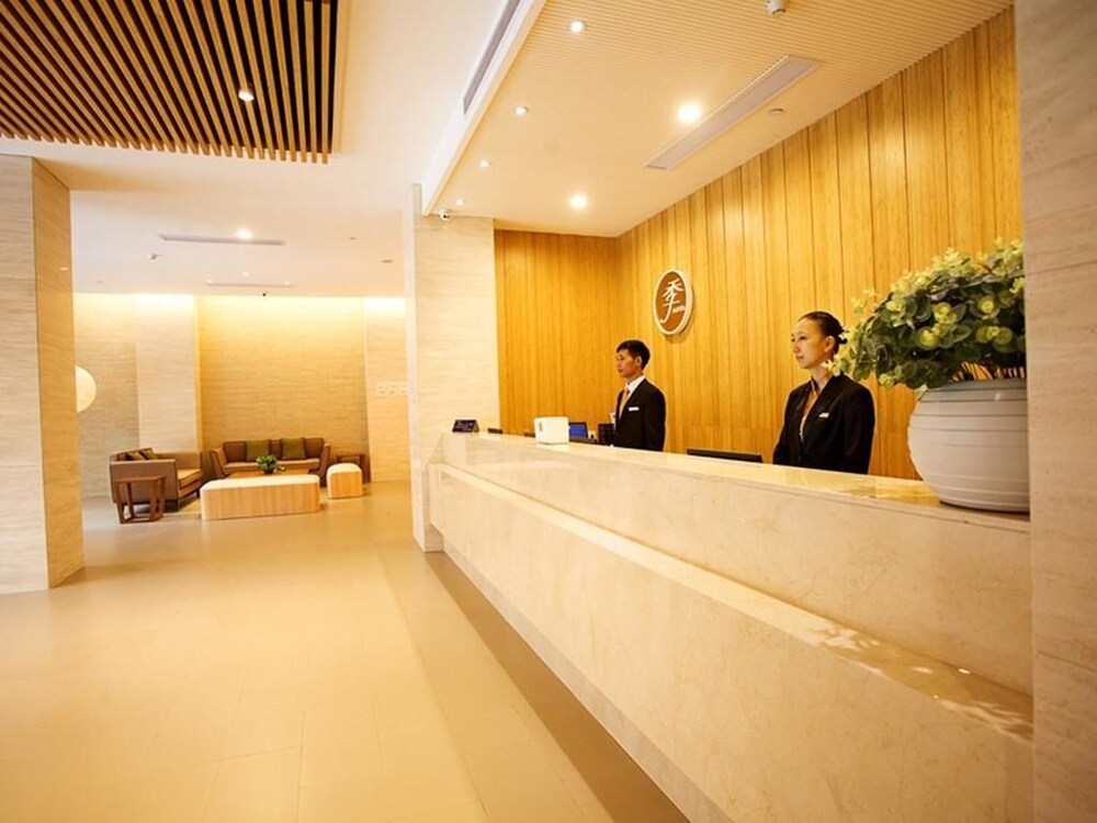 汉庭酒店(烟台开发区长江路店)