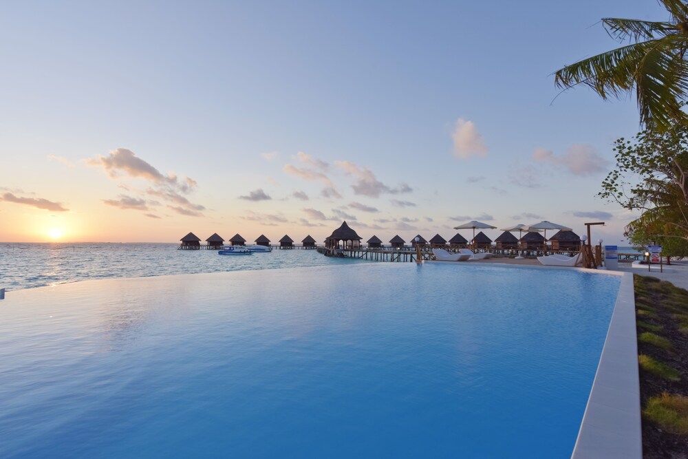 トラギリ アイランド リゾート トラギリ の宿泊予約 ホテルズドットコム