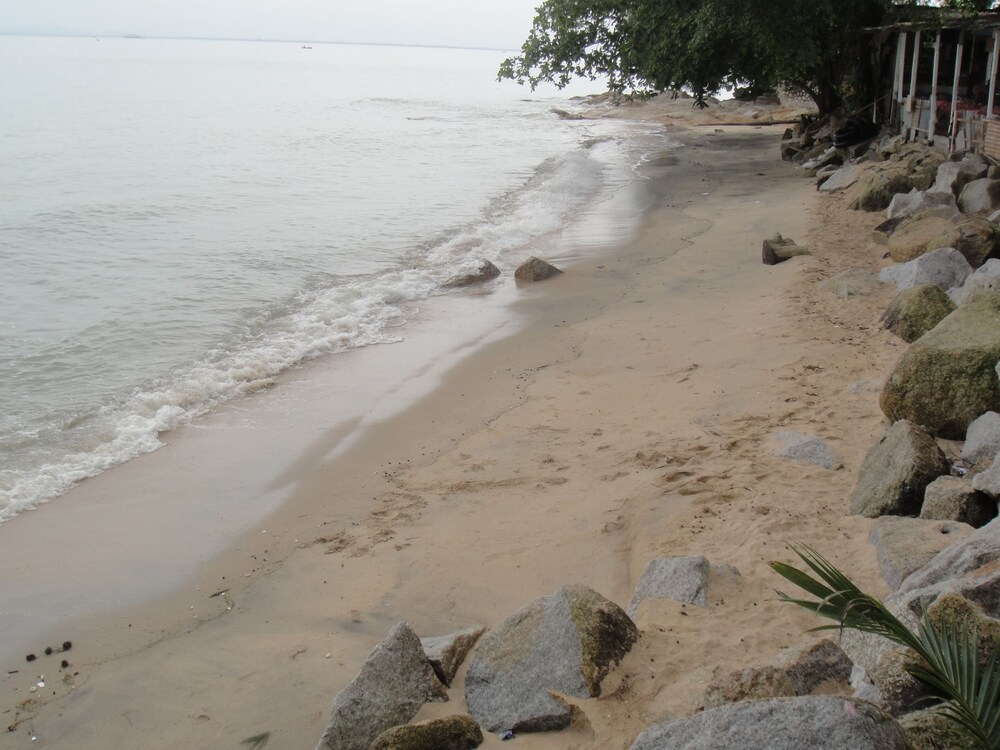 Book Shamrock Beach Villas Penang Seaview In George Town Hotels Com