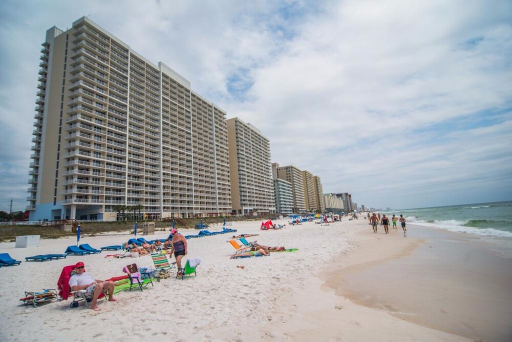 Book Majestic Beach Resort By Royal American Getaways In Majestic Beach Resort By Royal American Getaways Panama City