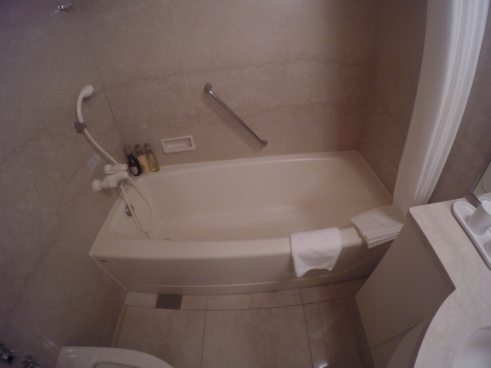 ロックウッド ホテル スパ 鰺ヶ沢 の宿泊予約 ホテルズドットコム