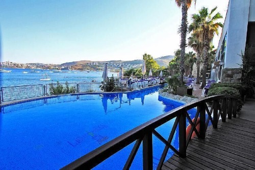 Book Light House Hotel All Inclusive In Bodrum Hotels Com