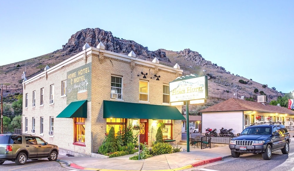 Book Home Hotel Lava Hot Springs In Pocatello Hotels Home Hotel Lava Hot Springs