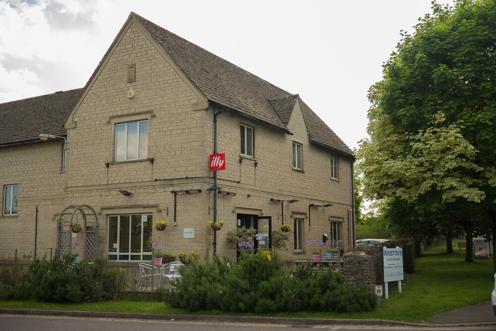 Churchill Court Hotel Witney Info Photos Reviews Book At Churchill Court Hotel Witney Street View