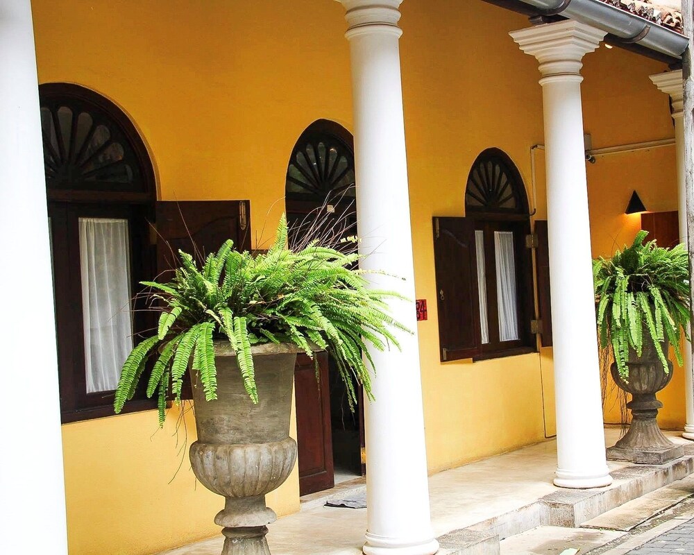 Book Fort Bliss In Galle Hotels Fort Bliss Galle