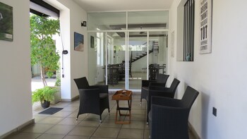 Picture of Chapelton House in Colombo