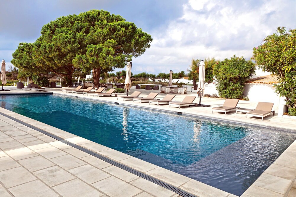 Book Mas De La Fouque Hotel Spa In Saintes Maries De La Mer Hotels Com