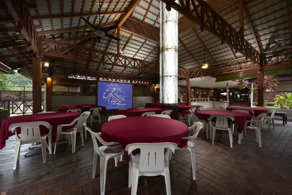 Paya Beach Spa Dive Resort Tioman Hotels Com