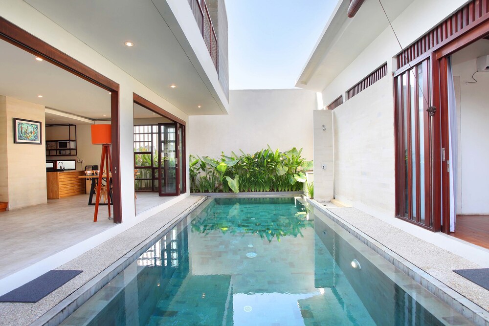 Book The Royal Bali Villas Canggu In Canggu Hotels Com