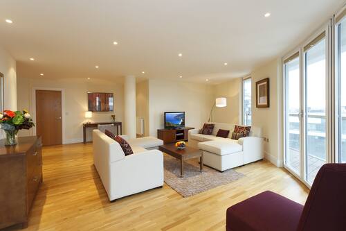 Saco Canary Wharf Trinity Tower London Info Photos Reviews Book At Hotels Com Saco Canary Wharf Trinity Tower London Info Photos Reviews Book At Hotels Com
