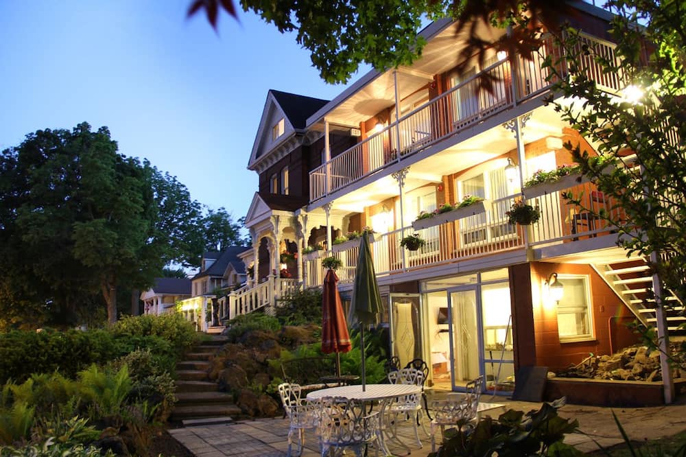 Eastwood Tourist Lodge Ontario Canada Eastwood Tourist Lodge Ontario Canada