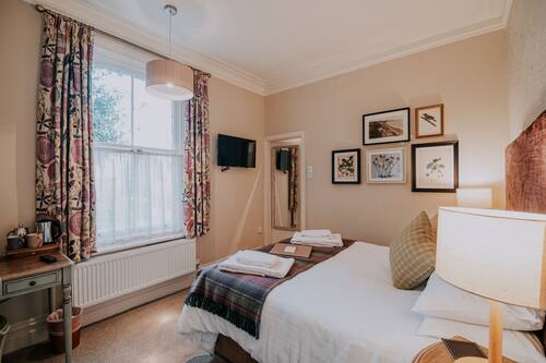 inn in the park poole info photos reviews book at hotels com