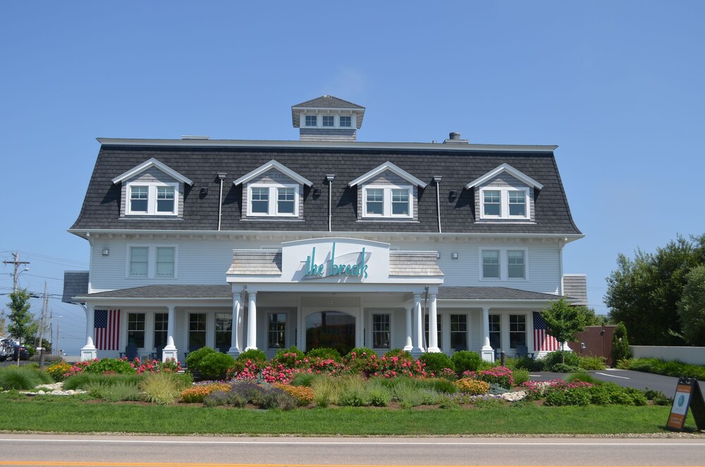 Book The Break In Narragansett Hotels The Break Narragansett