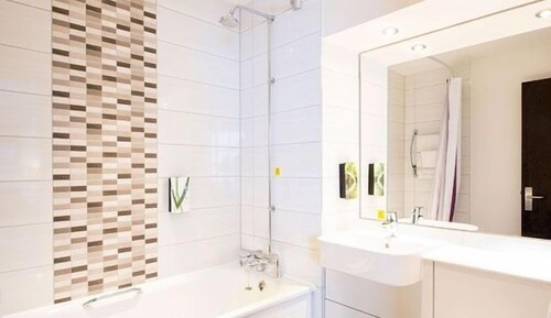 Premier Inn Goole Goole United Kingdom Goole Hotel Discounts Hotels Com