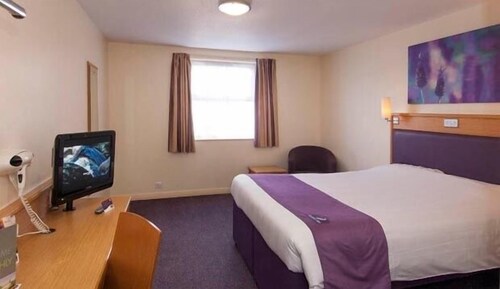 Book Premier Inn London Gatwick In Gatwick Hotels Com