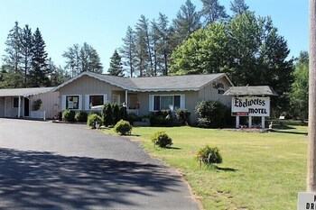 Top 10 Hotels In Spooner Wisconsin