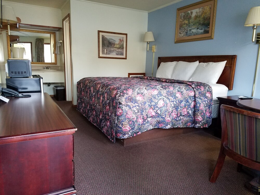 Book Shire Inn In Franklin Hotels