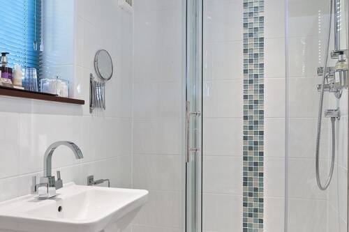 Book Hill Crest Country Guest House In Ulverston Hotels Com Book Hill Crest Country Guest House In Ulverston Hotels Com