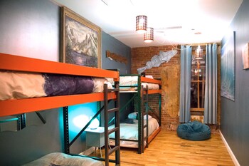 15 Closest Hotels To Coors Field In Denver