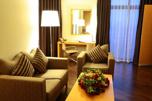 احجز رامادا باي ويندام أديس أبابا في أديس أبابا قارن أسعار الفنادق في أديس أبابا