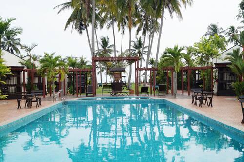 Book Shah's Beach Resort in Malacca City Hotels.com