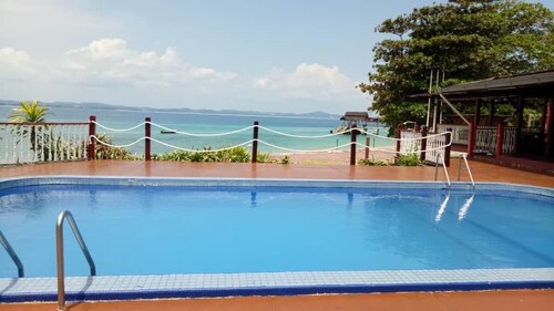 2 Star Hotels In Marang From 14 Night Hotels Com