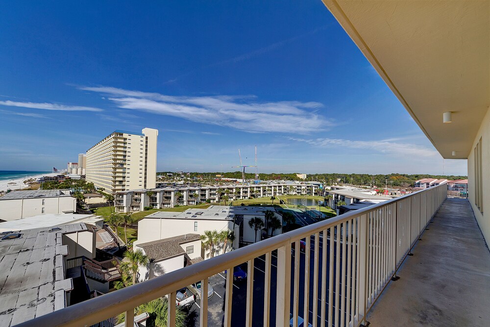 Book Gulf Crest Condominiums in Panama City Beach