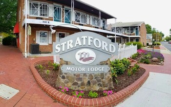 Top 10 Hotels In Falls Church From 66 Night