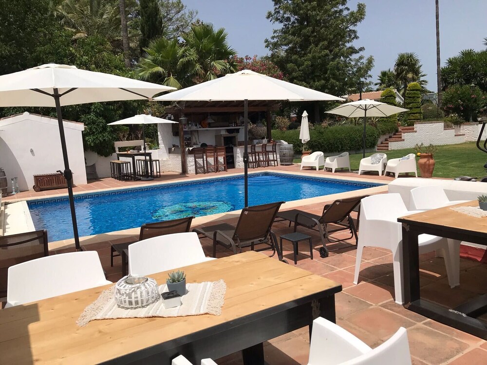 2 Hotels Estacion De Cartama Gratis Storno Fur Viele Hotels Preisgarantie Bei Hotels Com