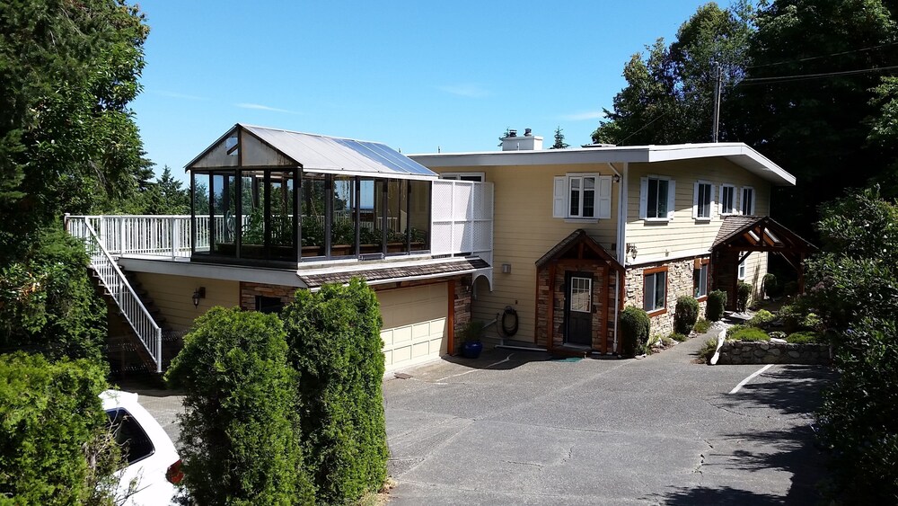 Book Bayridge Bed And Breakfast In Victoria Hotels Bayridge Bed And Breakfast Victoria
