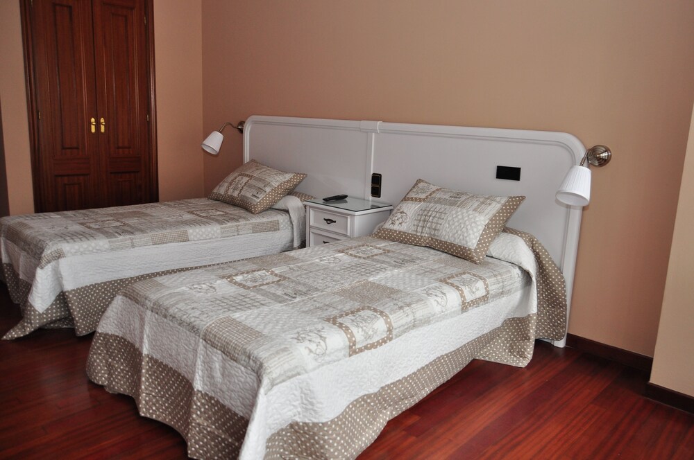 德拉弗龙特拉青年旅舍预订, 2019费罗尔德拉弗龙特拉青年旅舍价格| ho