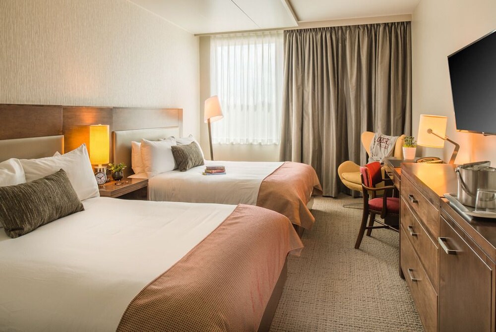 Book The Hotel At Oberlin In Cleveland Hotels The Hotel At Oberlin Room 2 Queen Beds Accessible Non