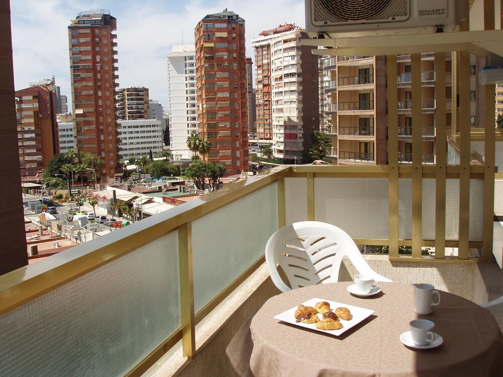 Book Maria Victoria In Benidorm Hotels Com