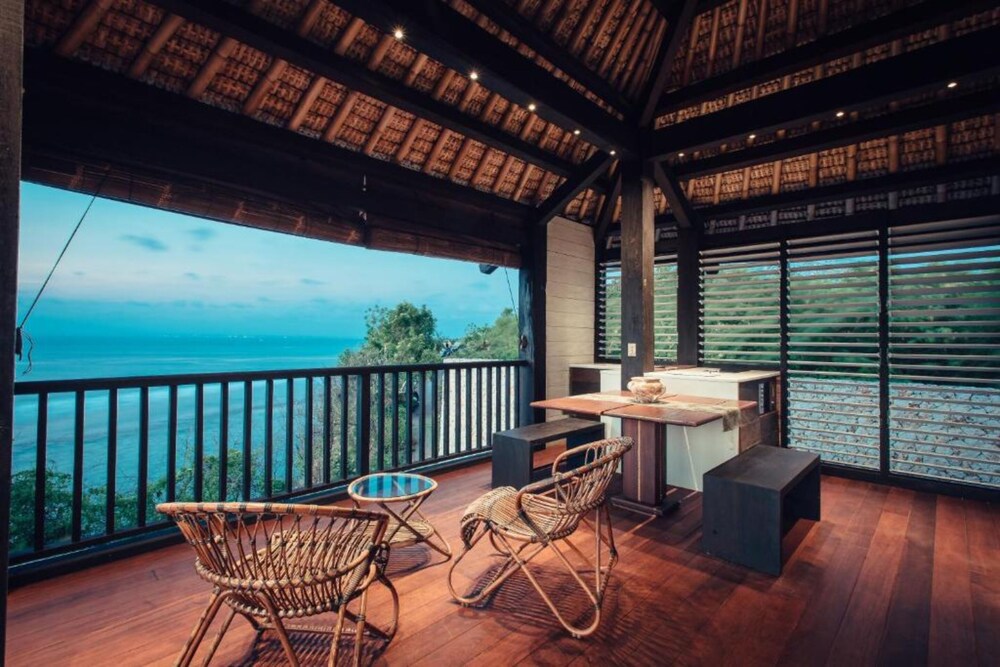 Suarga Padang Padang Pecatu Info Photos Reviews Book At Hotels Com