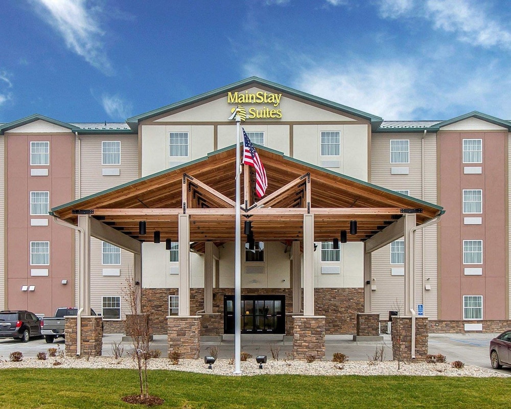 Book Mainstay Suites Stanley In Hotels Mainstay Suites Stanley