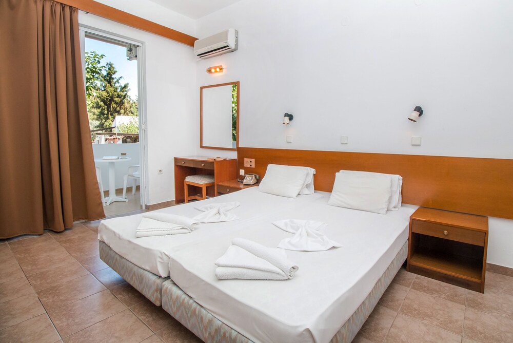 Book Achousa Hotel In Rhodes Hotels Com