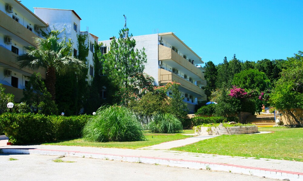 Book Achousa Hotel In Rhodes Hotels Com