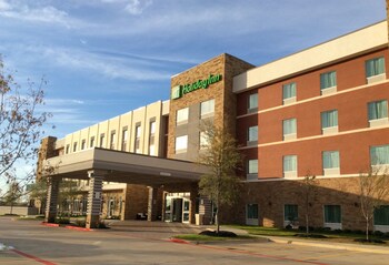 Hotels In Roanoke From 61 Night