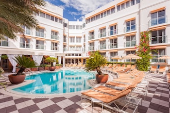 Фото The Plymouth South Beach в в Майами-Бич