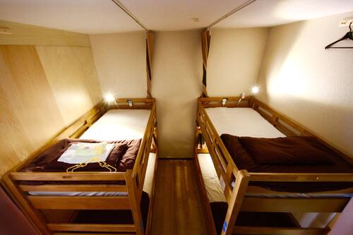 Osaka Guesthouse Hive Hostel 大阪駅徒歩圏のフレンドリーなゲストハウス 宿泊予約はホテルズドットコム Osaka Guesthouse Hive Hostel 大阪駅徒歩圏のフレンドリーなゲストハウス 宿泊予約はホテルズドットコム