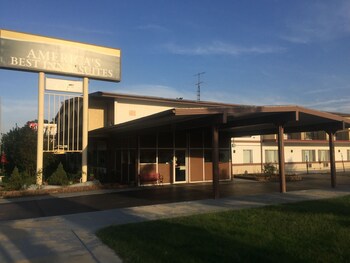 15 Closest Hotels To University Of Illinois At Urbana Champaign In 15 Closest Hotels To University Of Illinois At Urbana Champaign In