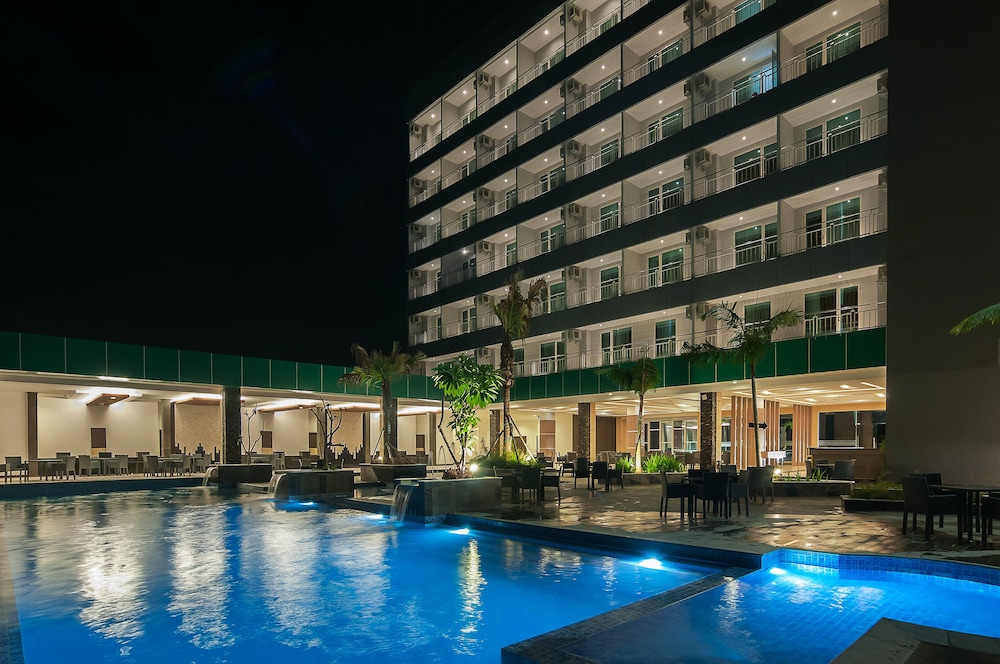 Dalton Hotel Makar Info Photos Reviews Book At Hotels Dalton Hotel Makar Outdoor Pool