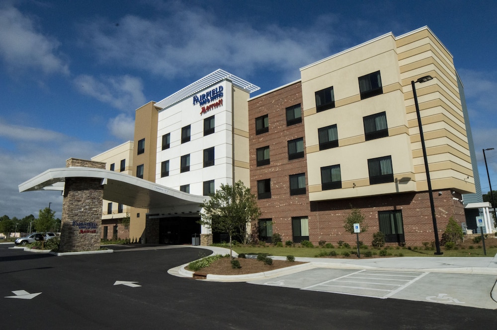 Book Fairfield Inn Suites Dunn I 95 In Hotels Fairfield Inn Suites Dunn I 95