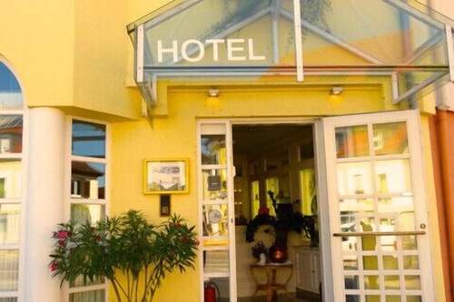 Hotel Am Theater Beim Schloss In Schwetzingen Hotels Com