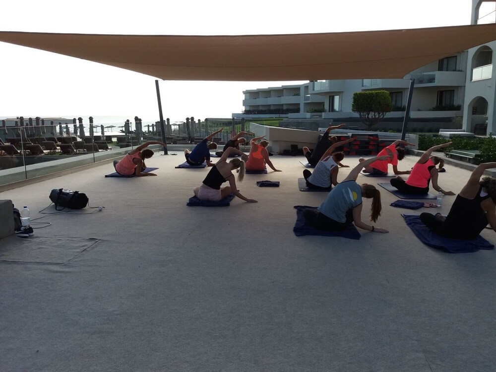 caravel hotel zante thomas cook