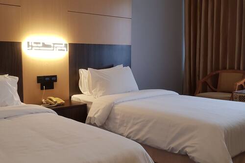 Book Ariston Hotel In Bangkok Hotels Com Book Ariston Hotel In Bangkok Hotels Com