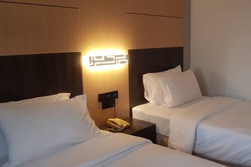 Book Ariston Hotel In Bangkok Hotels Com Book Ariston Hotel In Bangkok Hotels Com
