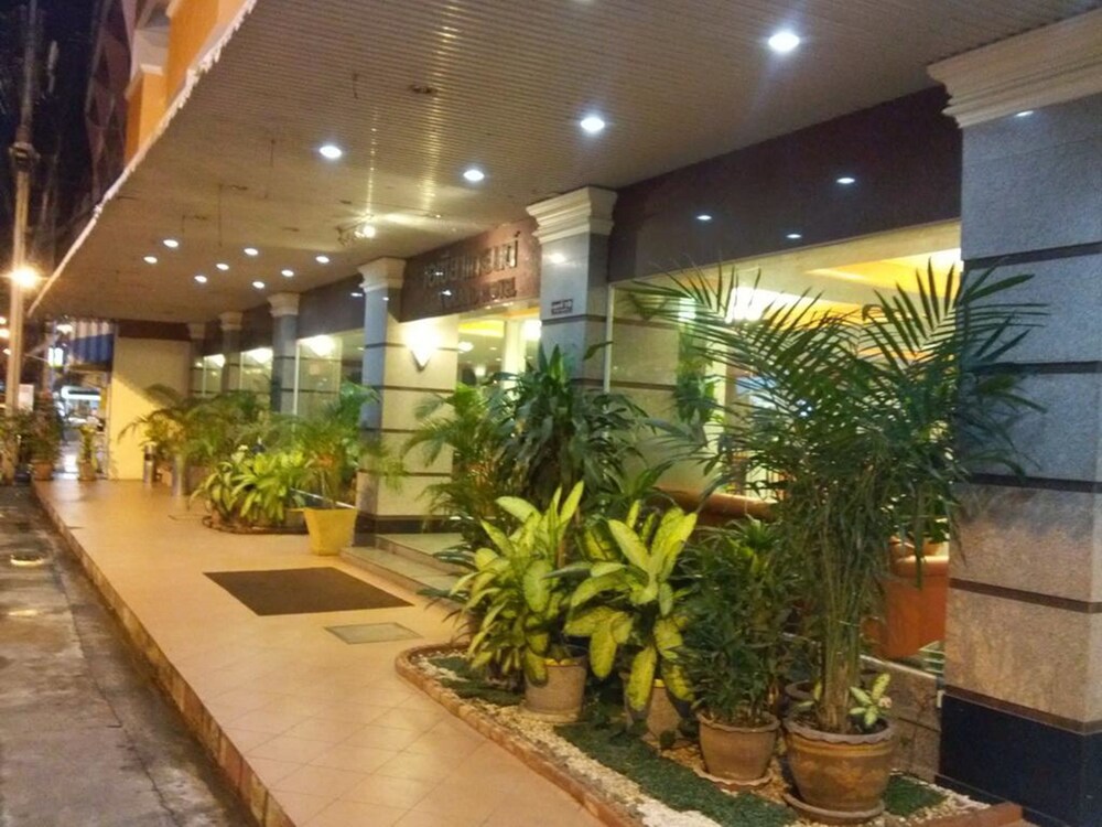 Asia Grand Hotel Hat Yai Hat Yai And Vicinity Updated Price Reviews Hd Photos Hotels Com