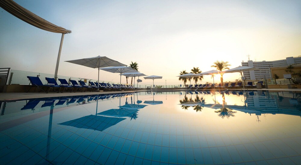 Hod Hamidbar Hotel Ein Bokek Info Photos Reviews Book At Hod Hamidbar Hotel Ein Bokek