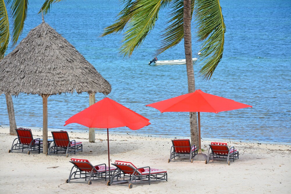 Book PrideInn Paradise Beach Resort & Spa in Mombasa | Hotels.com